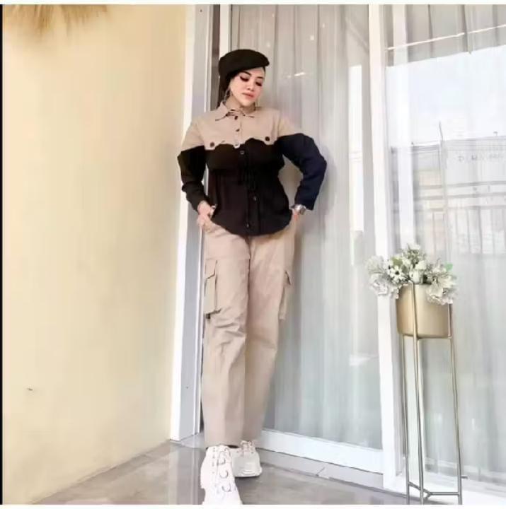 Setelan Cargo Wanita Baju Set Kombinasi Terbaru Celana Panjang Nyaman Katun dengan Detail Renda dan Kerah Turtleneck 5
