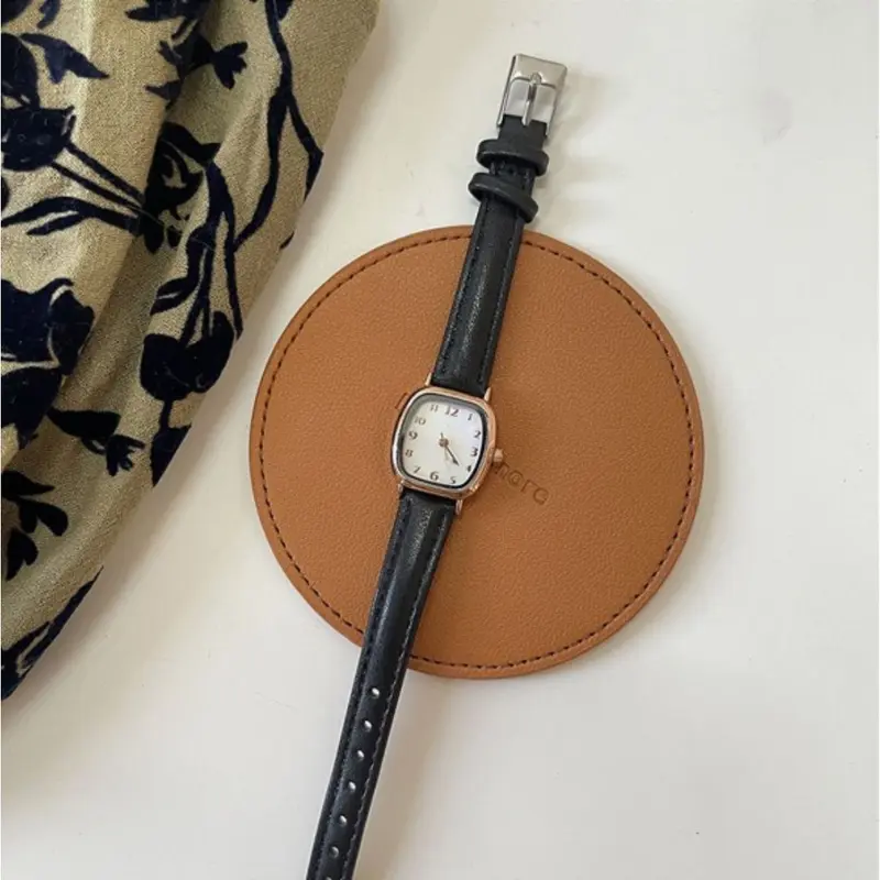 ANKL008 Jam Tangan Quartz Strap PU Analog Casual Gaya Retro Wanita Bulat Watch Korean Fashion 5