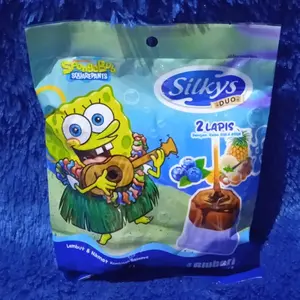 Silkys Puding Duo Pack Rasa Bluberi Mangga dan Stroberi Kemasan Praktis Tiga Pilihan Rasa Segar dan Lezat Cocok untuk Camilan Sehari-hari atau Hidangan Penutup
