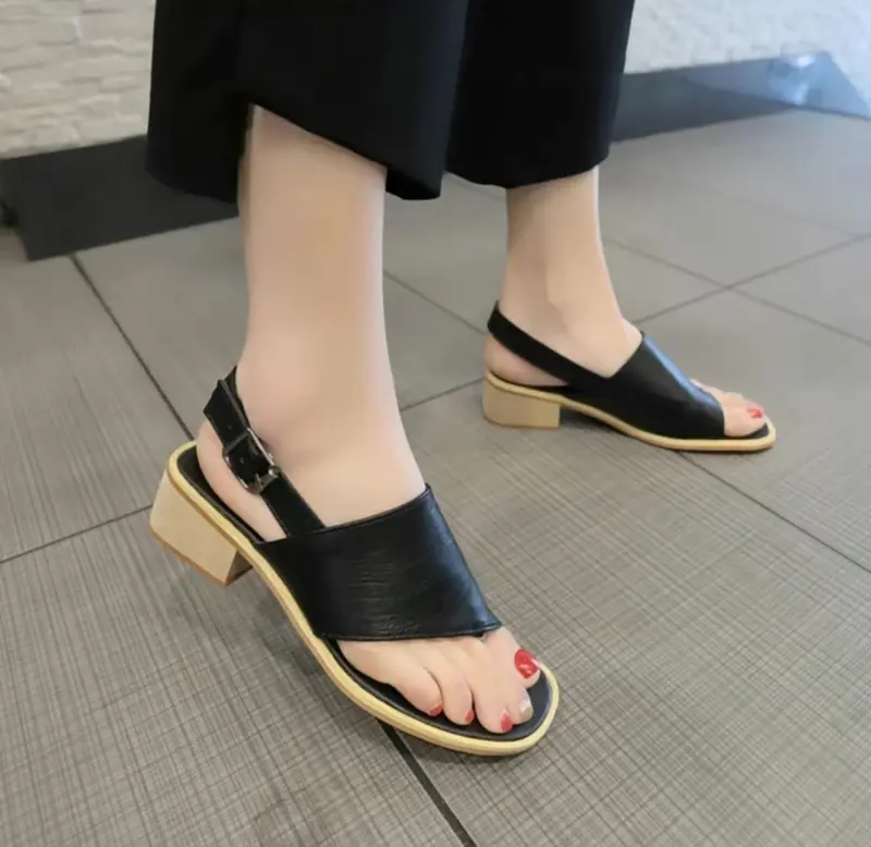 Sepatu Sandal Heels Wanita 3cm Keren Terbaru Elegan Putih Hitam Kuning Coklat Sendal Cewek 4
