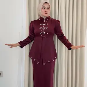 Ivana dress satin dengan payet mutiara