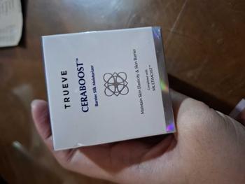 Product Review of TRUEVE Ceraboost Silk Moisturizer Gel 30gr - Moisturizer Gel Pelembab Wajah Pagi Malam, Memperbaiki Skin Barrier Rusak Iritasi, Cocok untuk Semua Jenis Kulit (Blue Tansy + Ceramide) from D**a 0