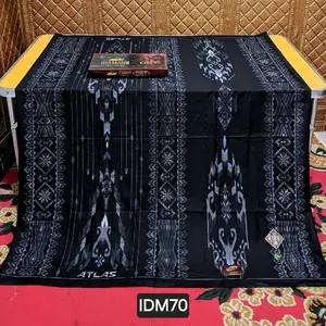 sarung ATLAS IDAMAN KEMBANG HITAM motif bhs