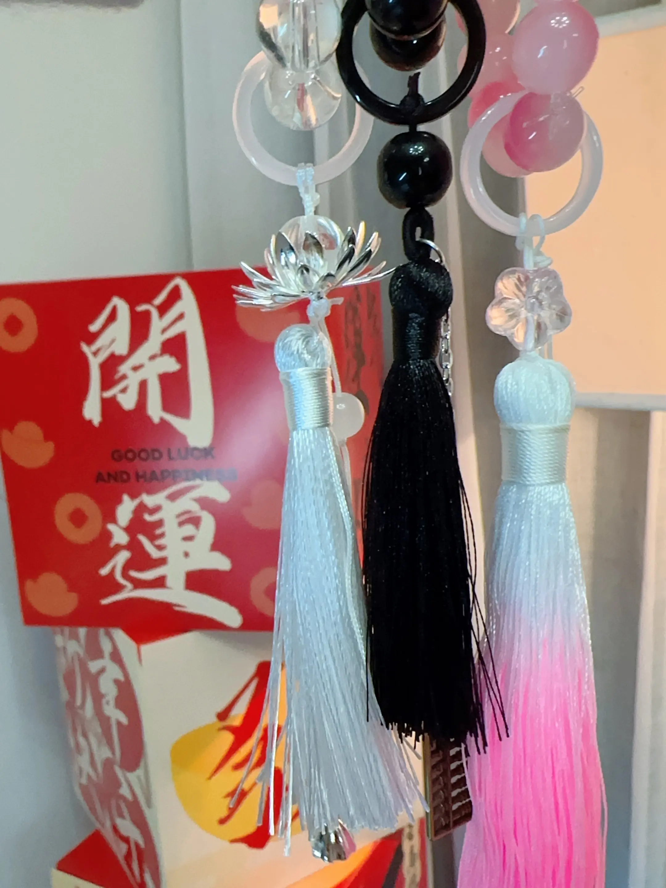Live broadcast room photo link pendant
