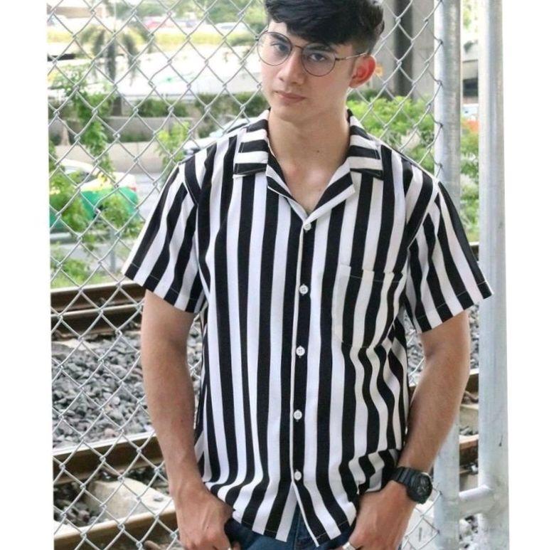 Kemeja Salur Stripe Unisex Lengan Pendek Hem Kasual V Neck Garis Distro 2
