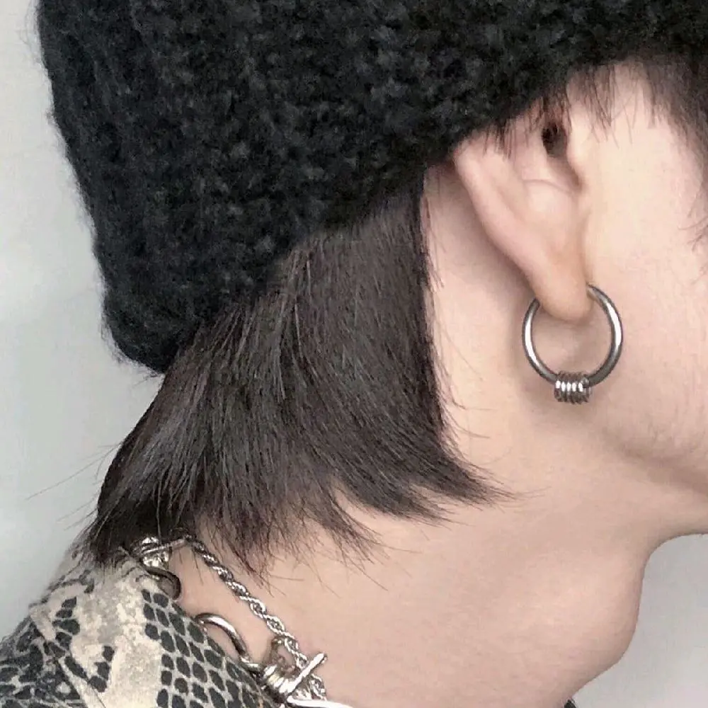 ANTING JEPIT TANPA TINDIK BANDUL RING TITANIUM ANTI KARAT PRIA DAN WANITA Earrings Liontin ANTING JEPIT TANPA TINDIK BANDUL RING TITANIUM ANTI KARAT PRIA DAN WANITA Earrings Liontin