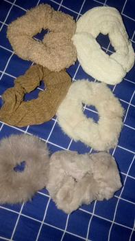 Product Review of ED - 7PCS / SET IKAT RAMBUT SCRUNCHIE CEPOL / KUNCIRAN RAMBUT SCRUNCHIE BULU SET from h**i k**🐹 0