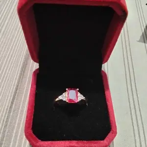 OS1-R125 Cincin Wanita Cranberry Jewelry Premium Lapis Emas 18k Permata Red Ruby Anti Luntur Anti Berubah Warna Garansi 1 Tahun Resmi Size Adjustable Kualitas Grade Terbaru Aksesoris Perhiasan Cincin Nikah Permata VVS1 Elegan COD