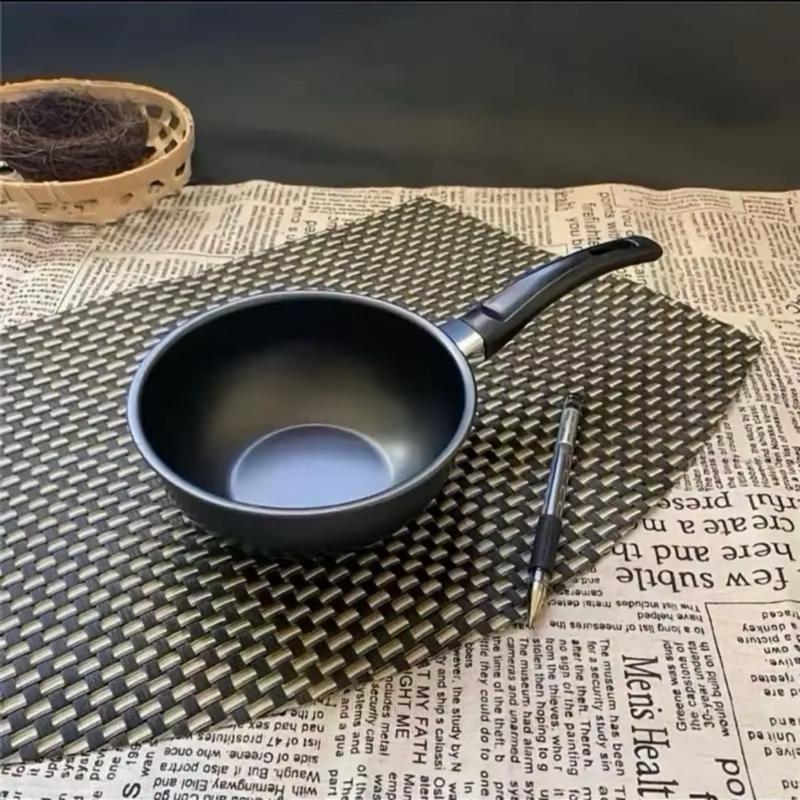 chảo sâu lòng 18cm nhỏ gọn chiên xào , nấu