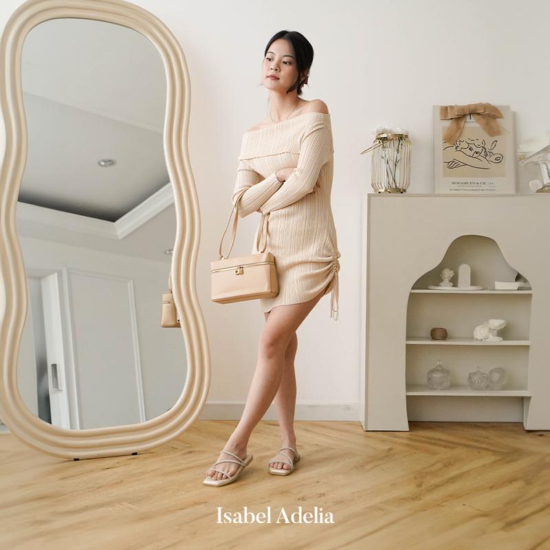 Isabel Adelia ALICE Sandal Wanita Harian Elegan Teplek Kekinian Empuk Mewah Sendal Flat 6