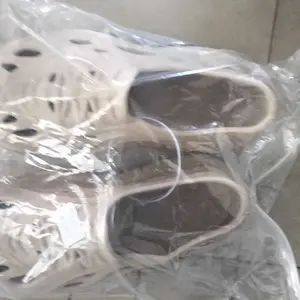 Cozy&HeelStudio Sepatu santai pria Minimalis Bernapas Biru dengan Desain Lubang untuk Kelembaban Kaki yang Sehat Tahan Air dan Nyaman Dipakai untuk Aktivitas Santai Harian Hari Hujan dengan Materi Fleksibel dan Ringan 202512305155