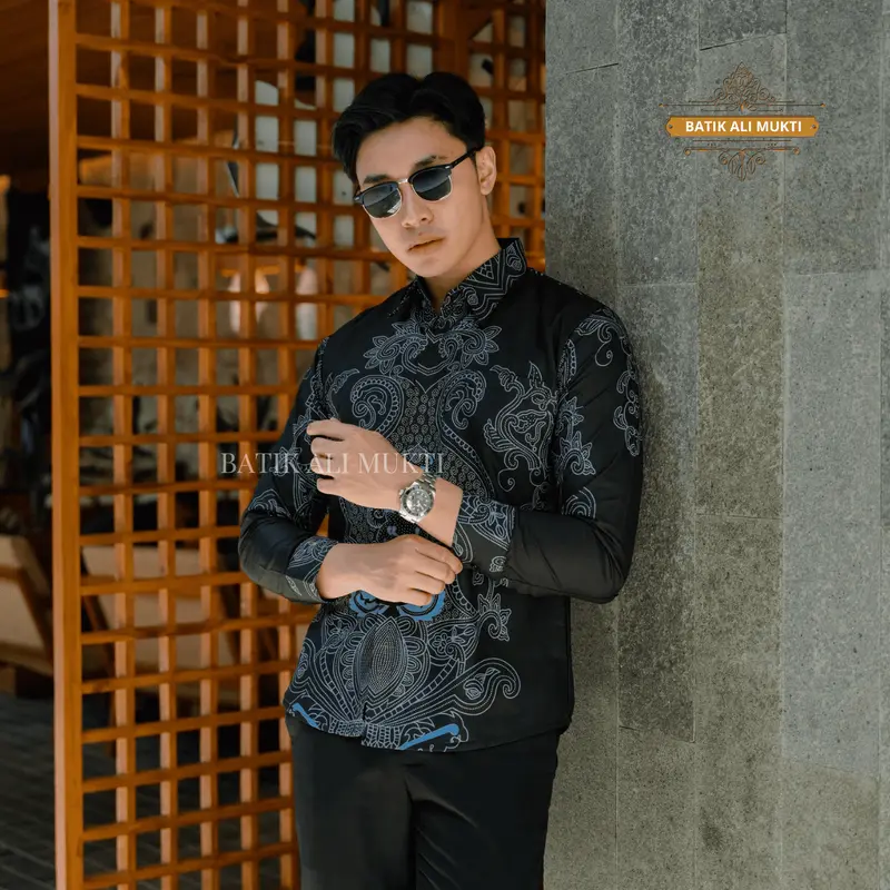 Batik Slimfit Pria Lengan Panjang Baju Kemeja Kondangan Anak Muda Katun Halus Furing Motif Wirabuana Denim 1