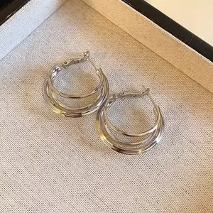 Mamoma.things - Anting Hoop Triple Ring Silver [New Opalo]