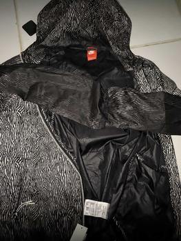 Product Review of jaket cewek cowok from B**t 1