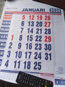 Product Review of KODE MDA 109 II Kalender Nasional 2025 KALENDER JUMBO 2025 / Kalender Dinding JUMBO 2025 41x60cm from P**i M**r 0