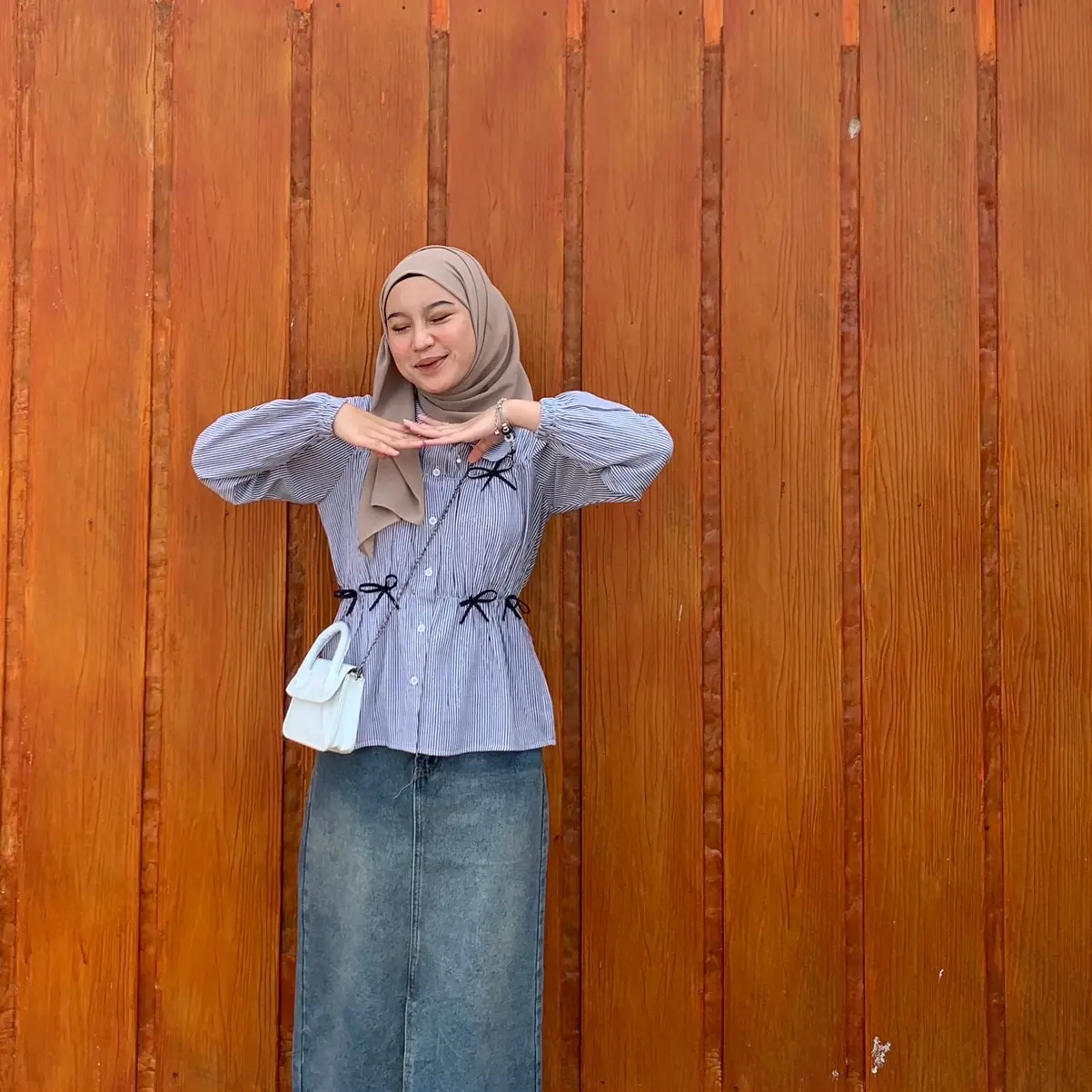 Binna Ribbon Top | Blouse Katun Stripe | Kemeja Katun Pita