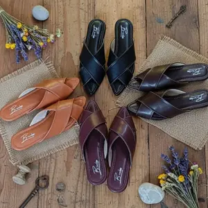 Bmalsss Sandal Wanita Dewasa - Sandal Flat Silang - Sandal Empuk Simpel - Sandal Anti Slip - Sandal nyaman Di Gunakan Sehari - hari