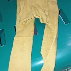 (SNI) Legging Cotton Rich Carter Love Tutup Kaki / Leging Baby New Born Celana Bayi 0-3 3-6 6-12 Bulan Katun Rib Lejing Polos Buka Tutup Kaki Laging Baru Lahir Kiosbalitafawa Bunda White