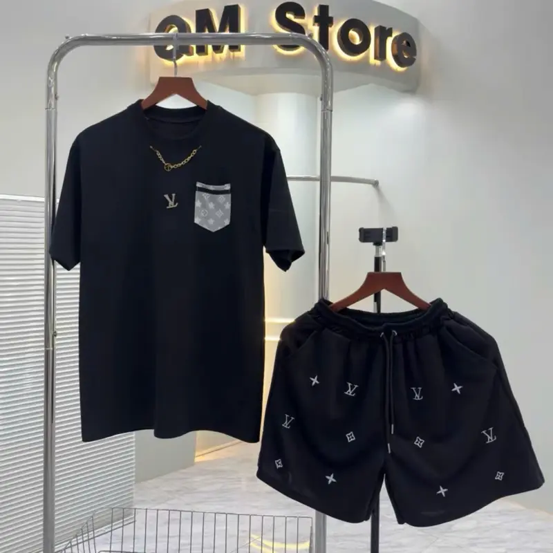 SÉT BỘ QUẦN ÁO HÈ NAM NỮ MẪU MỚI MÓC XÍCH CHẤT COTTON LẠNH HOTREND THOÁNG MÁT