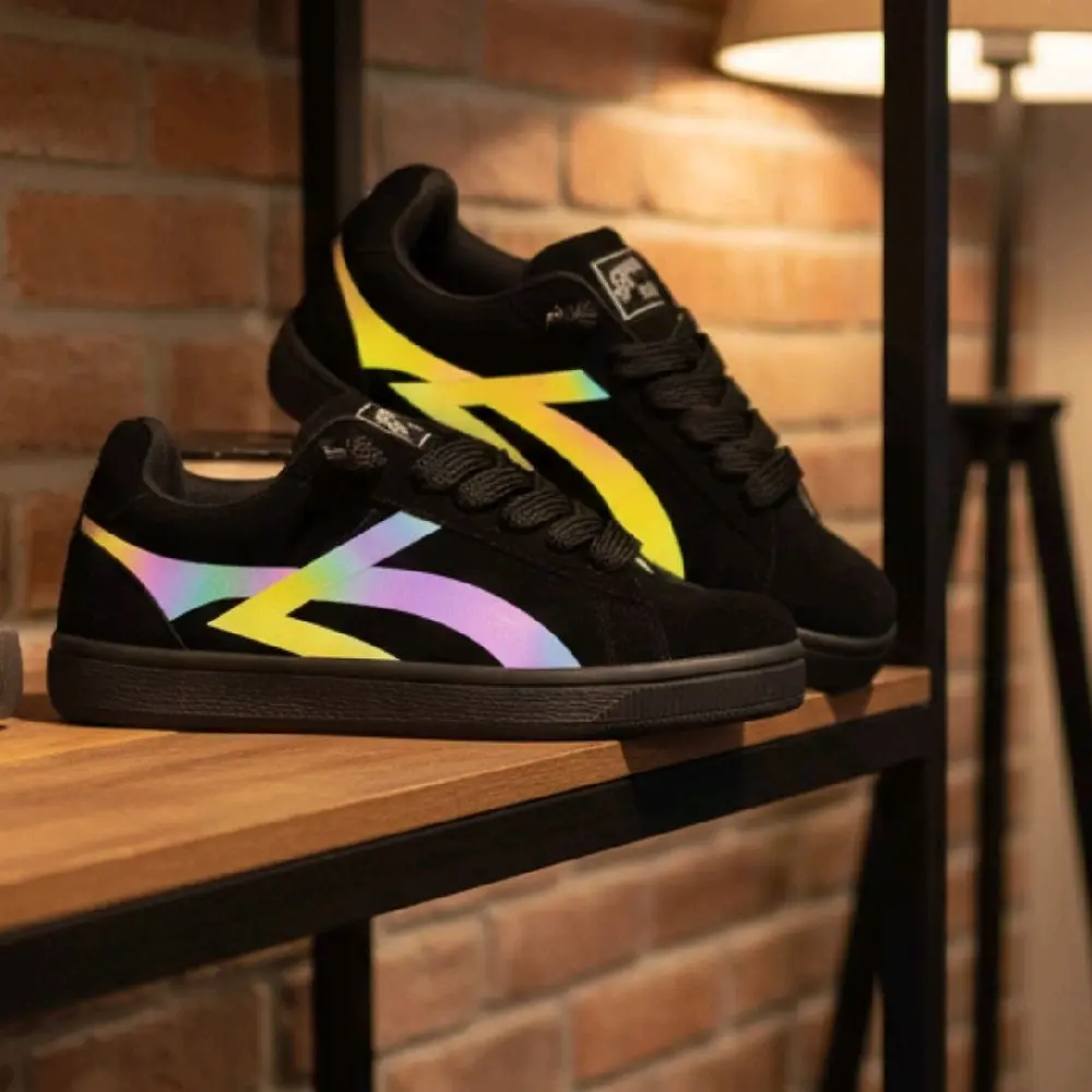 Sepatu List Menyala Hidup SB MARRABBUKA terkena sinar caha bahan SUEDE on aktif tali busa gemuk gendut reflektif reflektor Casual Pria Sneakers Kasual Olahraga Kerja kalcer