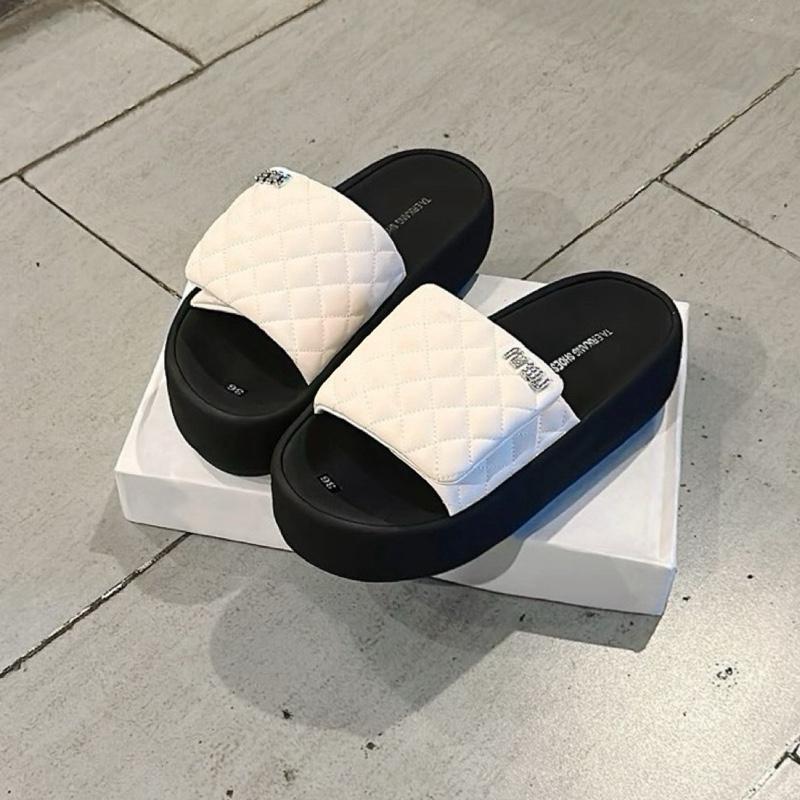 Dép Nữ D99 quai xé dán thêu chỉ cao 5cm da mềm êm nhẹ chân mũi tròn chuẩn size