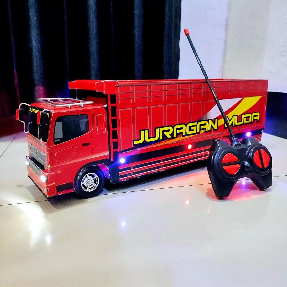 Mainan Truk Anak_ Miniatur Truk Tronton Hino Merah RC_ Remot Control Lampu