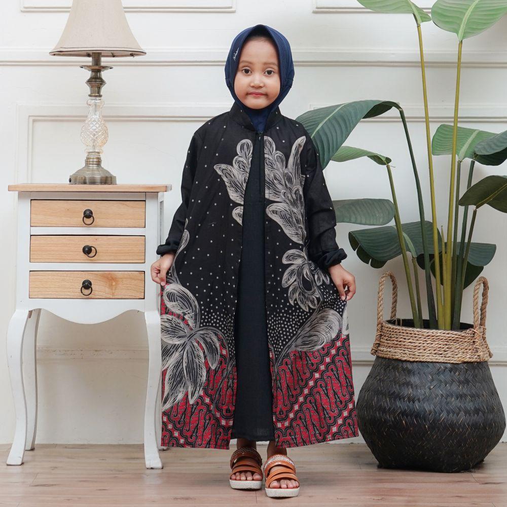 Baju Batik Couple Pasangan Keluarga Motif Anggrek Hitam Matt Katun Premium Baju Batik Couple Pasangan Keluarga Motif Anggrek Hitam Matt Katun Premium