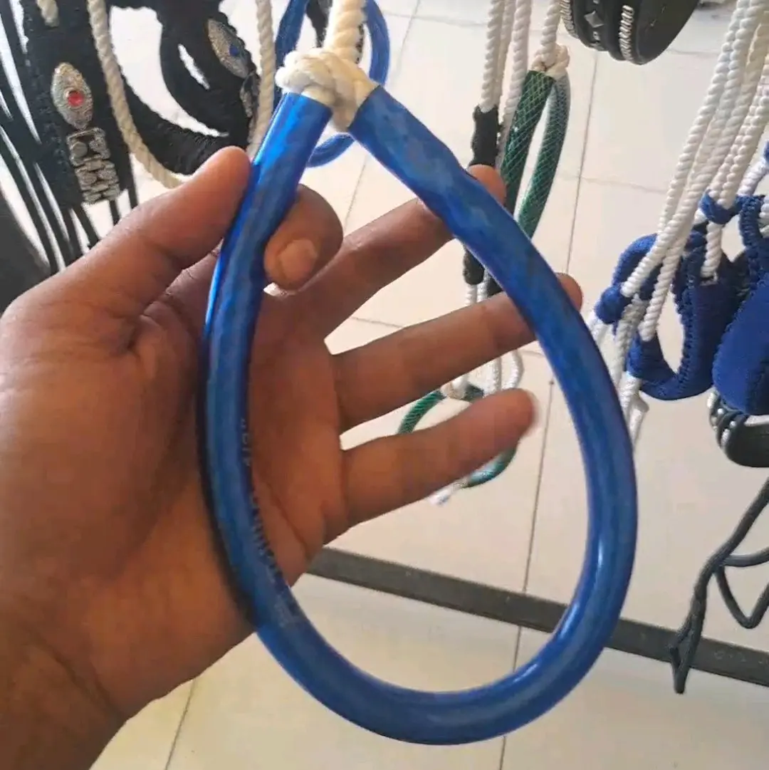 tali selang untuk menuntun anjing