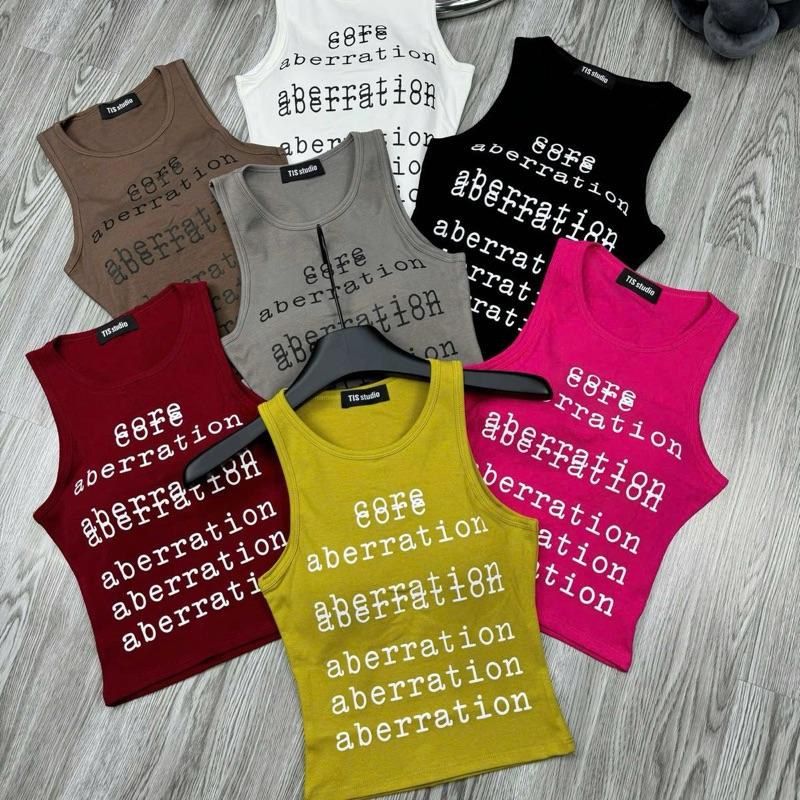 ÁO THUN 3 LỖ IN CHỮ FOM NGẮN TRÊN RÚN CÓ MÚT ĐỆM FOM CROPTOP