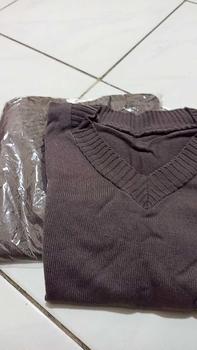 Product Review of Belleza outlet Baju Atasan Wanita Rajut Korean Style Vest crop Blouse Atasan Wanita from l**y 0