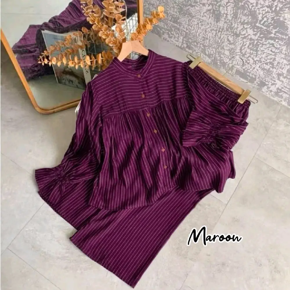 Arumi Maroon