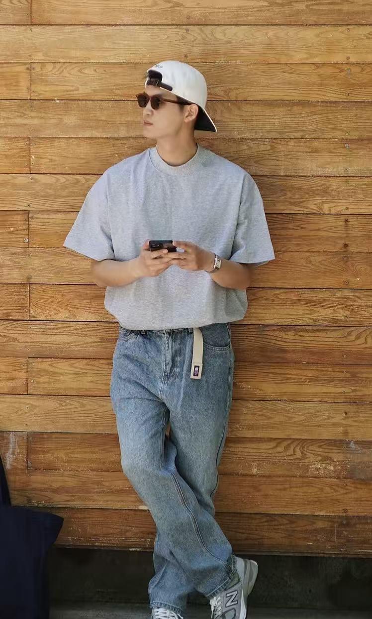 Kaos Pria Polos Bahan Tebal Berkualitas Tinggi Lembut Nyaman Adem Sejuk 260 Gram