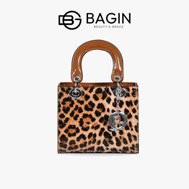 【Shop Túi Xách Nữ Bagin Dáng Vuông Da Bóng Cao Cấp Kèm Charm Dây Đeo Chéo gy-1055