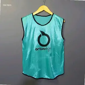 ROMPI OLAHRAGA UNTUK DEWASA | ROMPI LATIHAN | ROMPI FUTSAL | ROMPI BOLA | ROMPI MURAH BERKUALITAS | READY STOK Uniseks Berpori Nyaman Anti Air | Kekinian