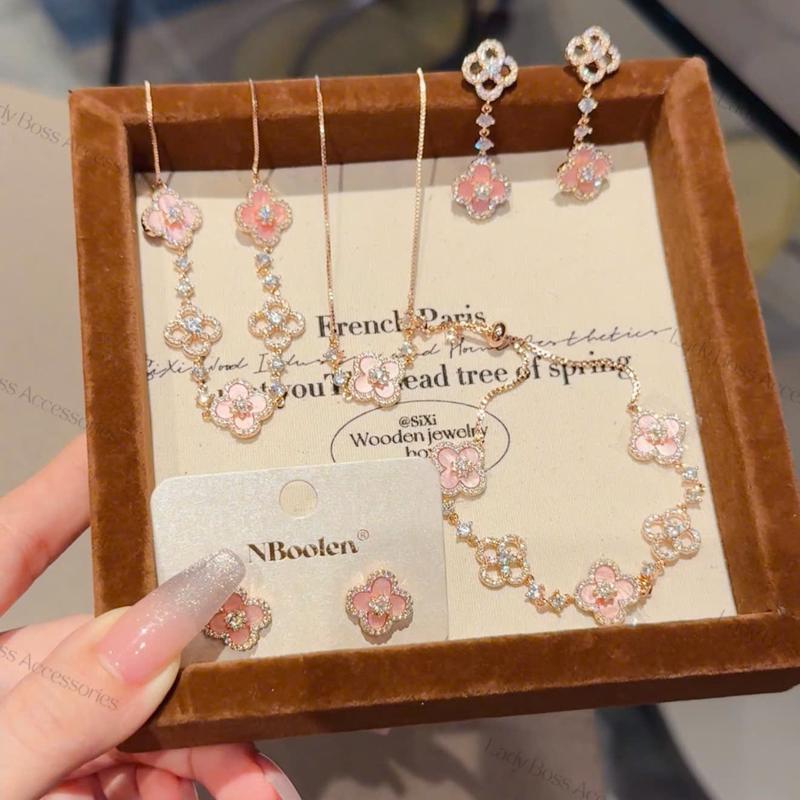 [HỒNG ANH ĐÀO] Set Trang Sức Cỏ 4 Lá Tiểu Thư Sang Trọng Chất Liệu Đồng Trắng Cao Cấp , Lắc Tay Dây Rút Cỏ 4 Lá Đính Đá Lady Boss Accessories