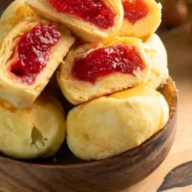 Pia Bakpia RB Variant Rasa Stroberi isi 10 4