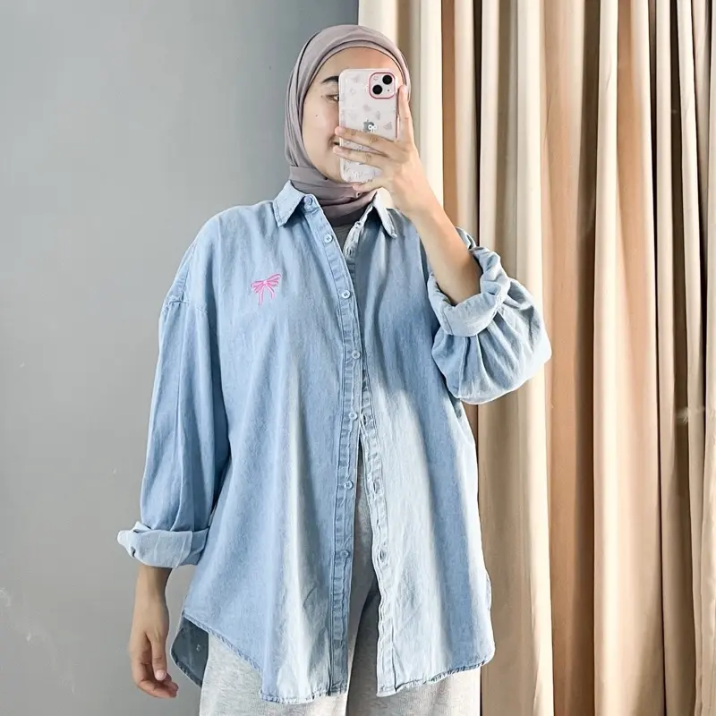 Anyostore AT77 Atasan Kemeja Jeans Oversize Wanita Jumbo Bahan Denim 1