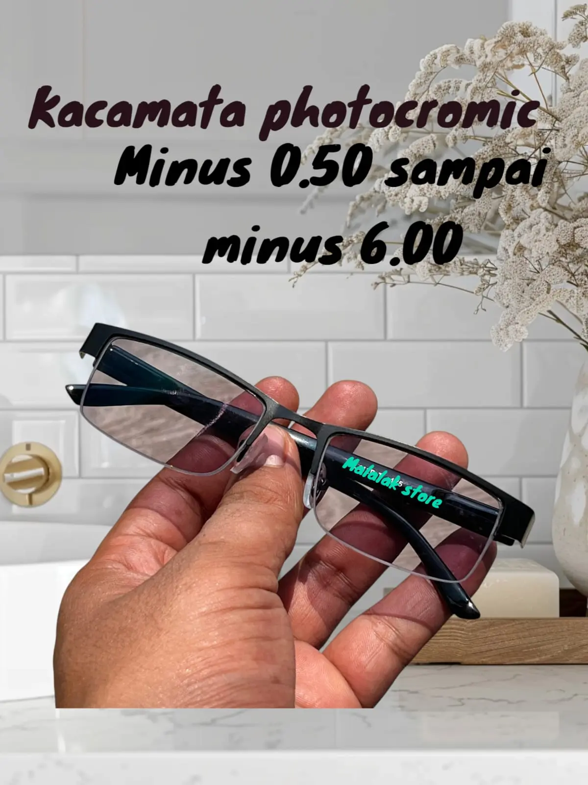 PROMO KACAMATA MINUS PHOTOCROMIC LENSA BERUBAH WARNA SECARA OTOMATIS MINUS 0.50 SAMPAI MINUS 6.00 FREE BOX DAN LAP
