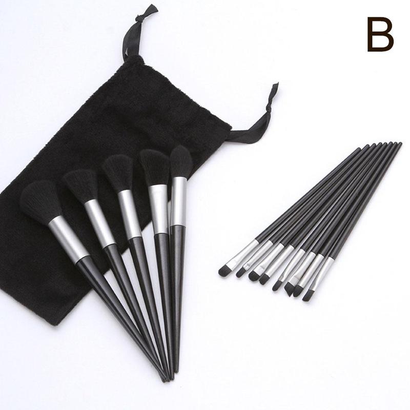 Product Introduction of Bộ cọ trang điểm có túi, 13 miếng, kem che khuyết điểm, phấn mắt, R9N0 31