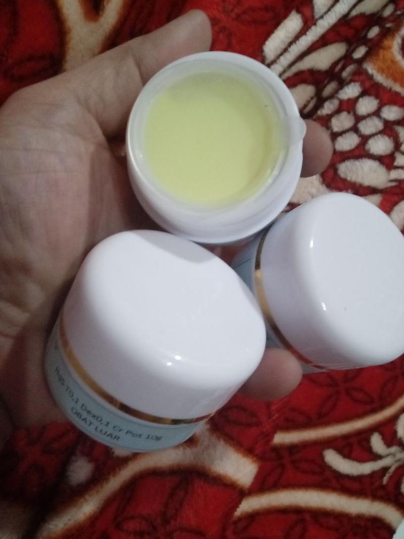 Product Introduction of Perawatan Wajah dengan Cream Flek Label Biru 5