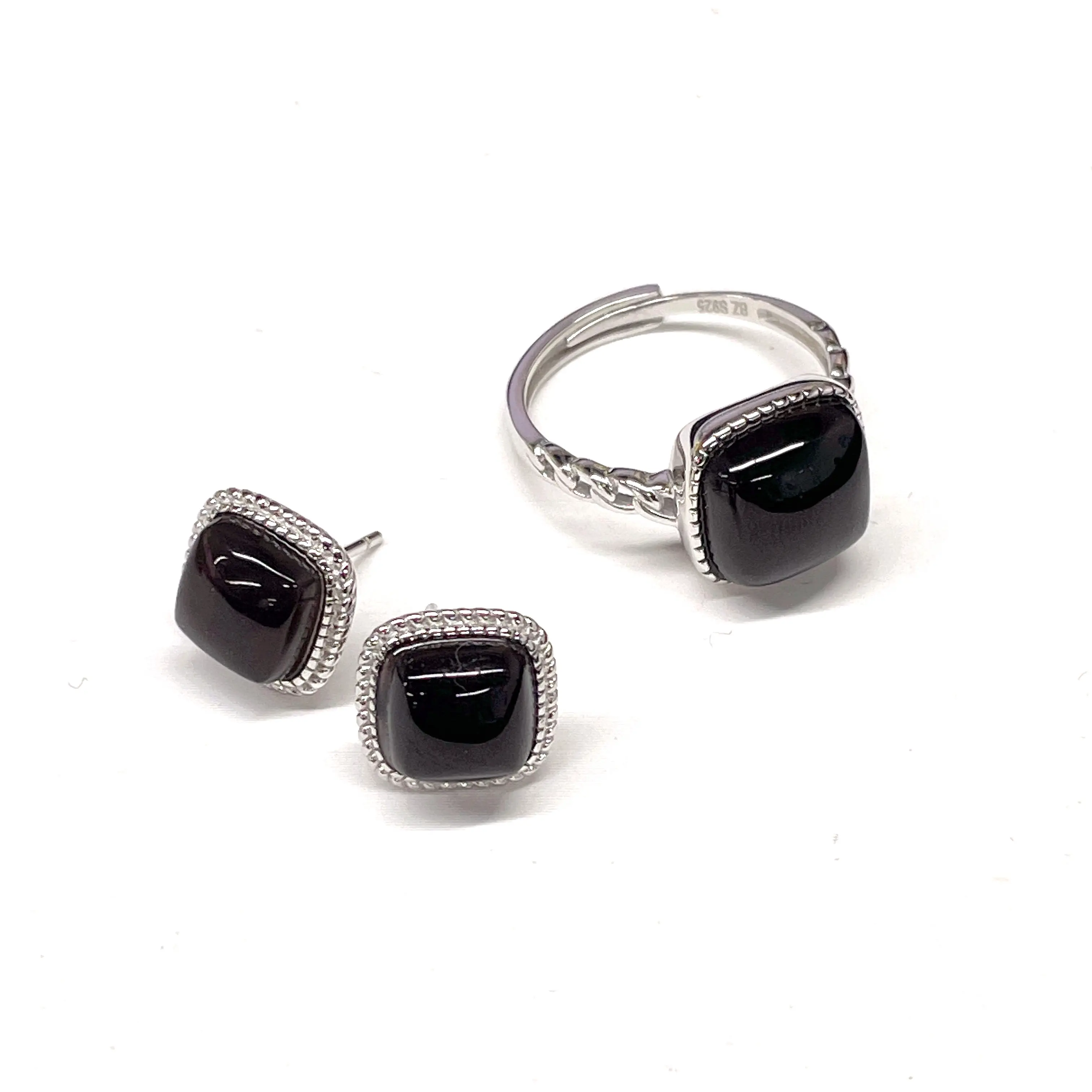 Cloud Jewelry Hetian Jade Jewelry Set Square Earrings Ring Set in Smokey Purple Jade Stone