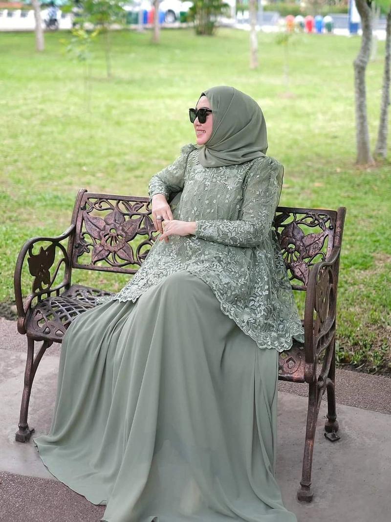 Product Introduction of Almeera Dress Ceruty Premium Mix Brokat Gamis Mewah Viral Pesta Kekinian Terbaru 2024 Kondangan Wanita Muslim Panjang 5