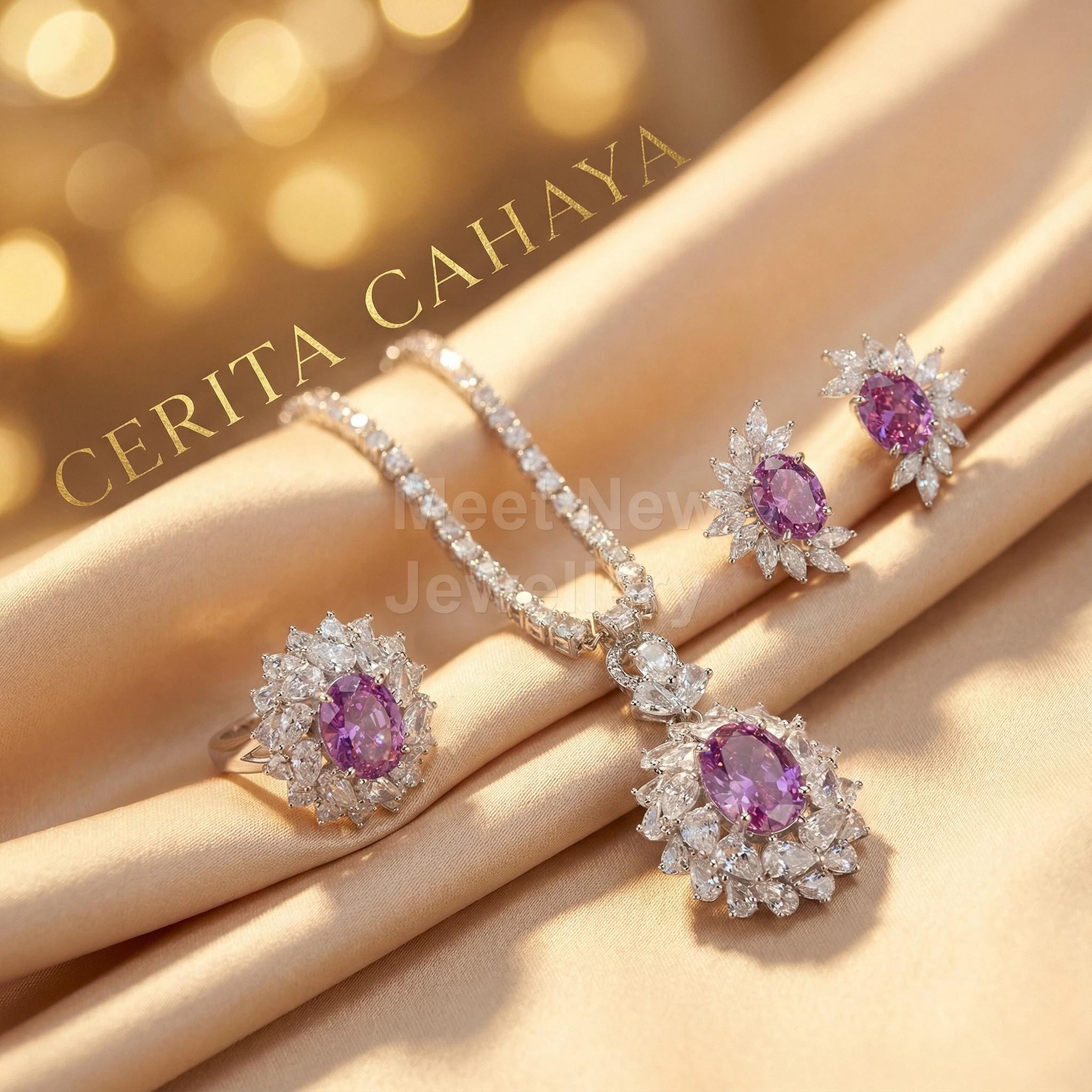 MNS42U Set Perhiasan EleganCOLOS42U Tiga Potong Batu Permata Ungu Bermutu Tinggi Anting Kalung Cincin untuk Wanita Desain Klasik Mewah