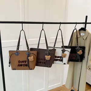 MOONBAGS Totebag Wanita Tas Fashion Motif Bordir Lucu muat laptop - 6196