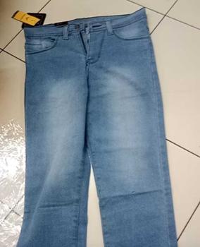 Product Review of celana jeans pensil panjang   Pria Skinny Slimfit Biru Stretch from N**a R**a 0