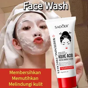 Kojic Acid Facial Wash 100g Pembersih Wajah Pemutih Cleanser Penghilang Flek Hitam Glowing Deep Cleansing Oil Control Wajah Jerawat Komedo Mencerahkan warna kulit Kontrol Minyak Tidak Mengiritasi Pori-pori Pencerah Pelembab