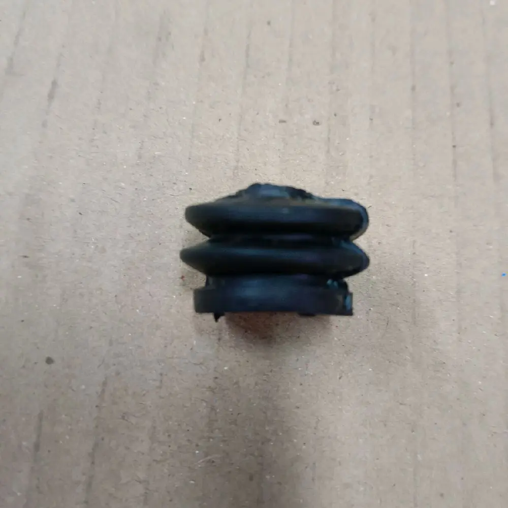 boot pin caliver suzuki esteam 1,3/1,6 / ( Baleno 96-22