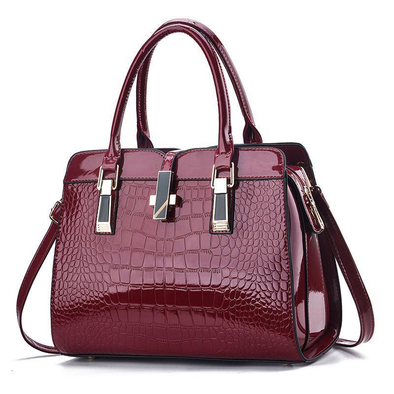 Product Introduction of Fashionable Bright Leather Handbag 2024 Women's New Large Capacity Crocodile Pattern Single Shoulder Crossbody Bag 0