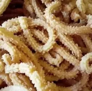 Kue akar kelapa asin gurih & manis 250g