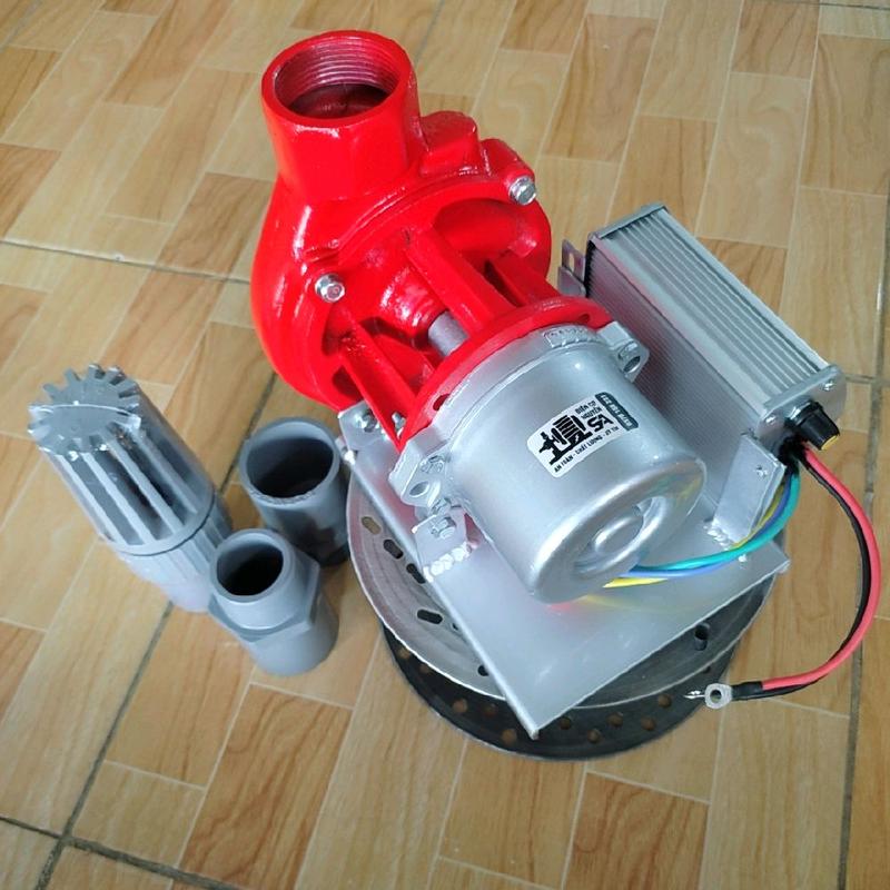  Máy bơm nước 12v lưu lượng 7000l h đầu hút xả 49 